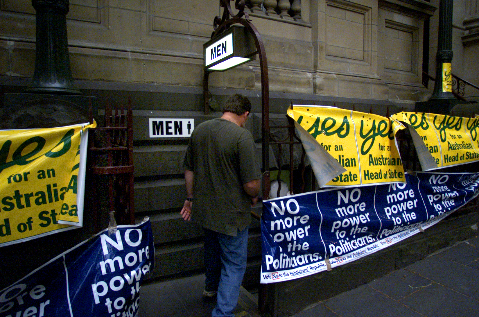 A voter walks past political banners on his way to the polling booth at Melbourne Town Hall during the republic referendum, 6 November 1999. A voter walks past political banners on his way to the polling booth at Melbourne Town Hall during the republic referendum, 6 November 1999.