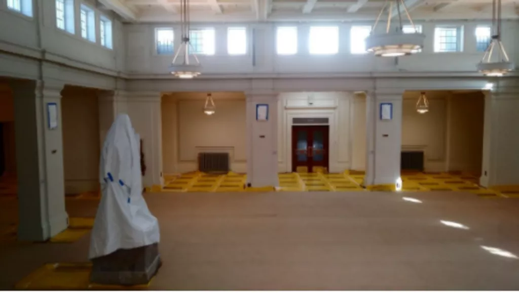 King George shrouded in cloth, waiting to welcome the visitors when Old Parliament House reopens to the public. King George shrouded in cloth, waiting to welcome the visitors when Old Parliament House reopens to the public.