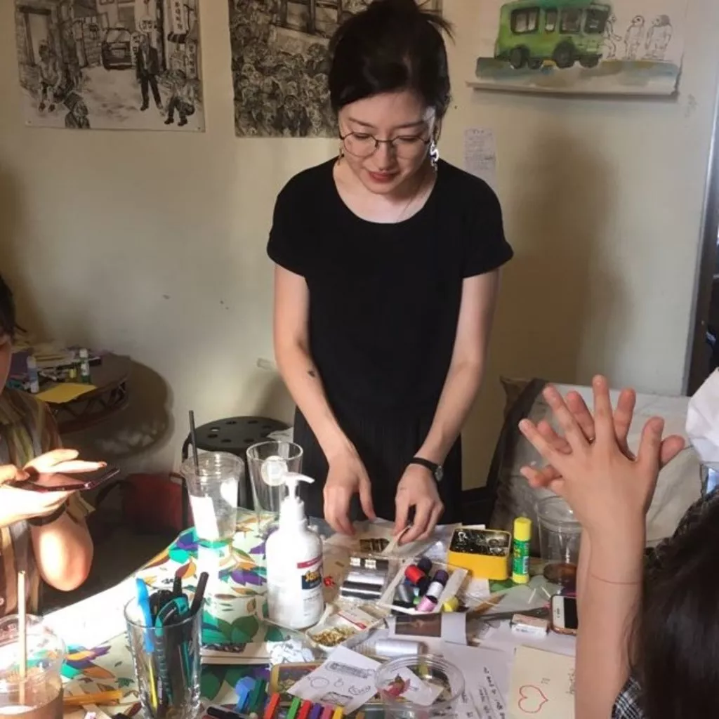 Meg O'Shea at a cartooning workshop Meg O'Shea at a cartooning workshop