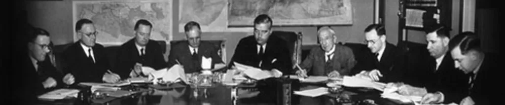 six prime ministers in the Advisory War Council in 1940