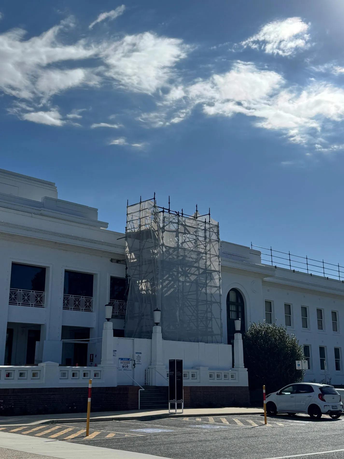 Scaffolding on the front of Old Parliament House in Canberra. Scaffolding on the front of Old Parliament House in Canberra.