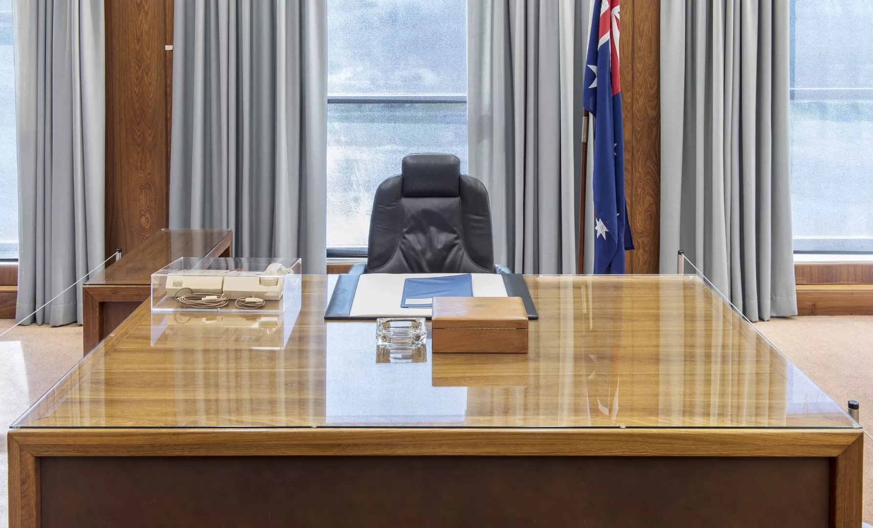 Photograph of the Prime Ministers desk